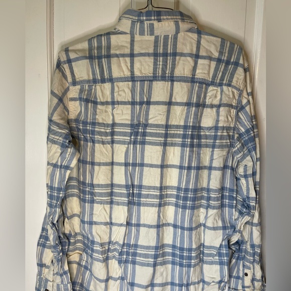 XL Flannel - Picture 3 of 3
